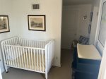 Ground level queen room with crib