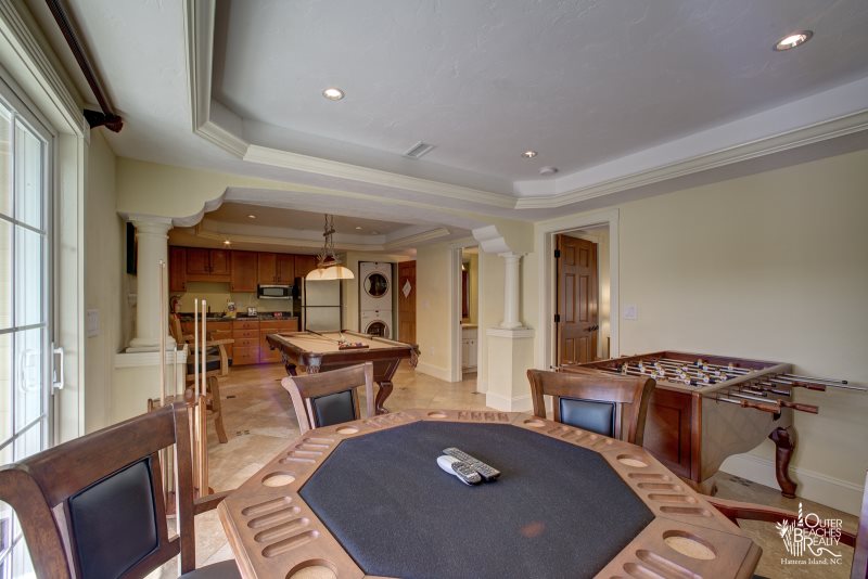 Outer Beaches Realty Island Royale 899