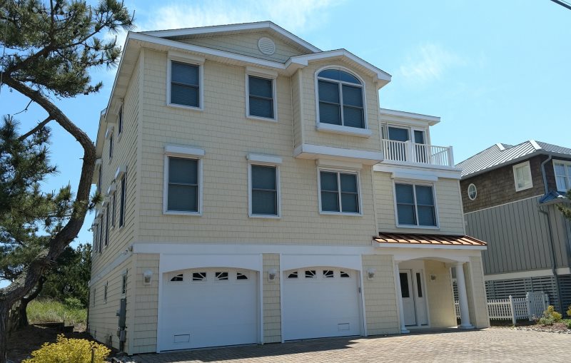 Jack Hickman Vacation Rentals 50 Dune Road