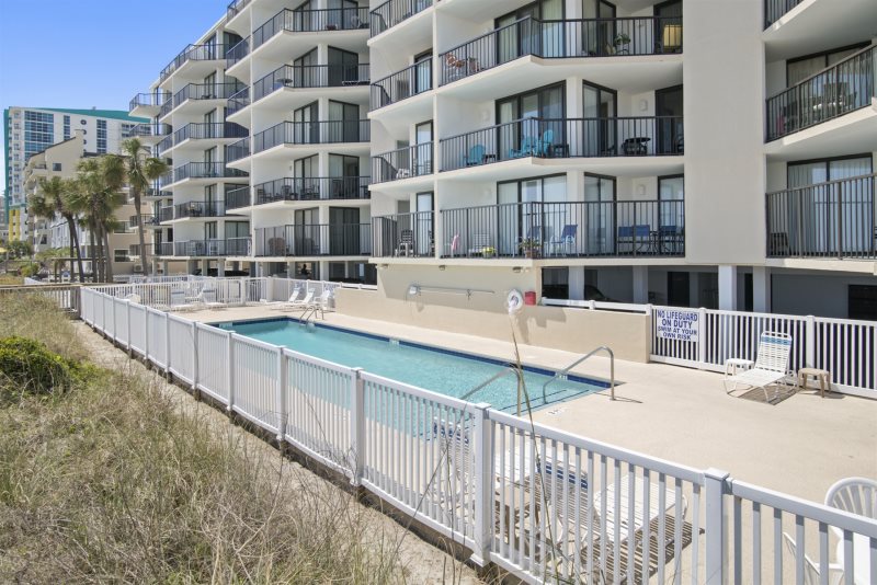 North Myrtle Beach Crescent Sands F2 Crescent Beach