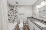 Ensuite bath with guest room