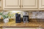 Keurig & Drip Coffeemakers for coffee lovers
