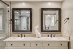 Jack & Jill Sinks in Master Bathroom