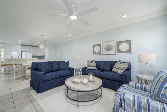 Stunning & Newly Furnished! FREE Linen & Towel package included! Indoor & Outdoor Pools, Kiddie Pool