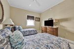 Bedroom 3 with Twin Beds