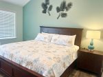 Master Bedroom w/King Bed