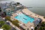 Outdoor Pool & Bayside Beach 