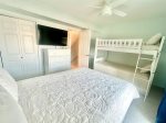 Bedroom 3 w/Queen & Twin over Twin bunk