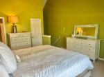 Master Bedroom w/King bed