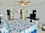 Master Bedroom w/King bed & private full bathroom