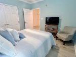Bedroom 2 with Queen bed