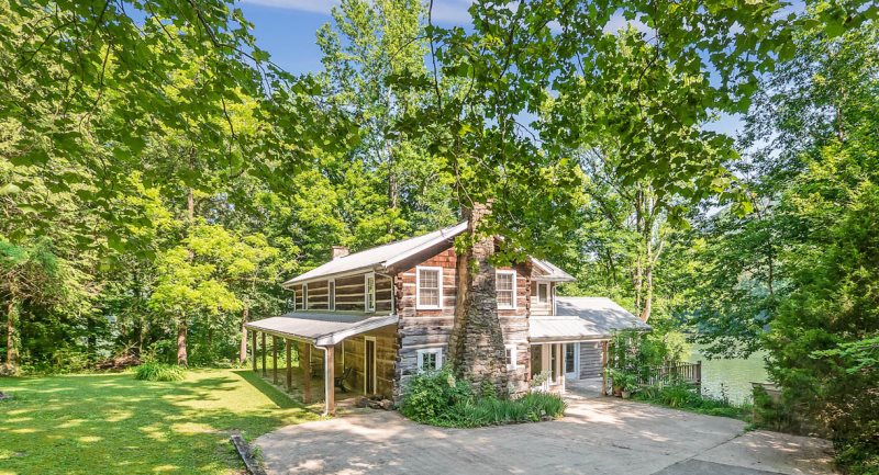 10 Tiny Houses For Sale In Tennessee You Can Buy Now