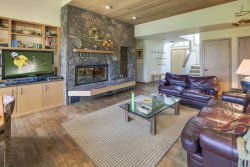 *Free Activities with Xplorie* Golf Course View with Fireplace & Private hot tub - Meadow Lark 2