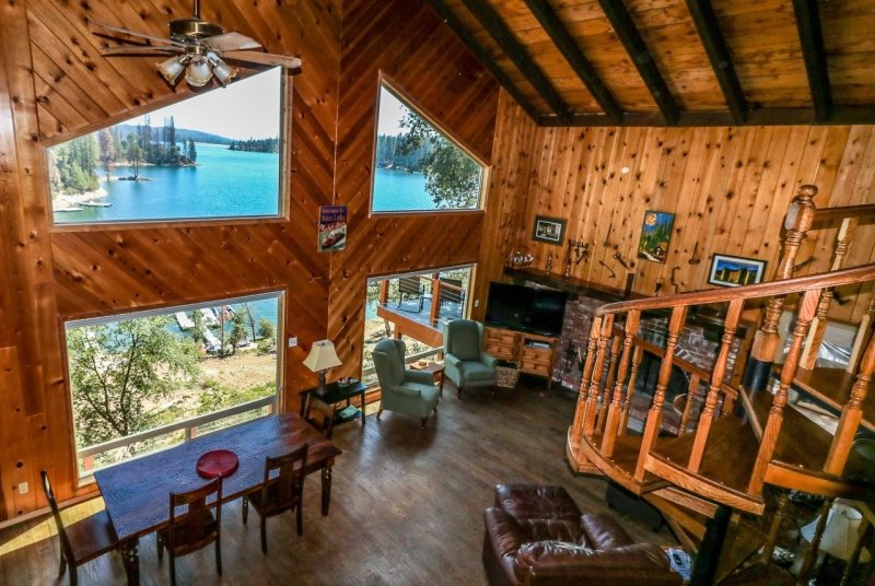 Sierra Vacation Home Rentals Lakeview Lodge