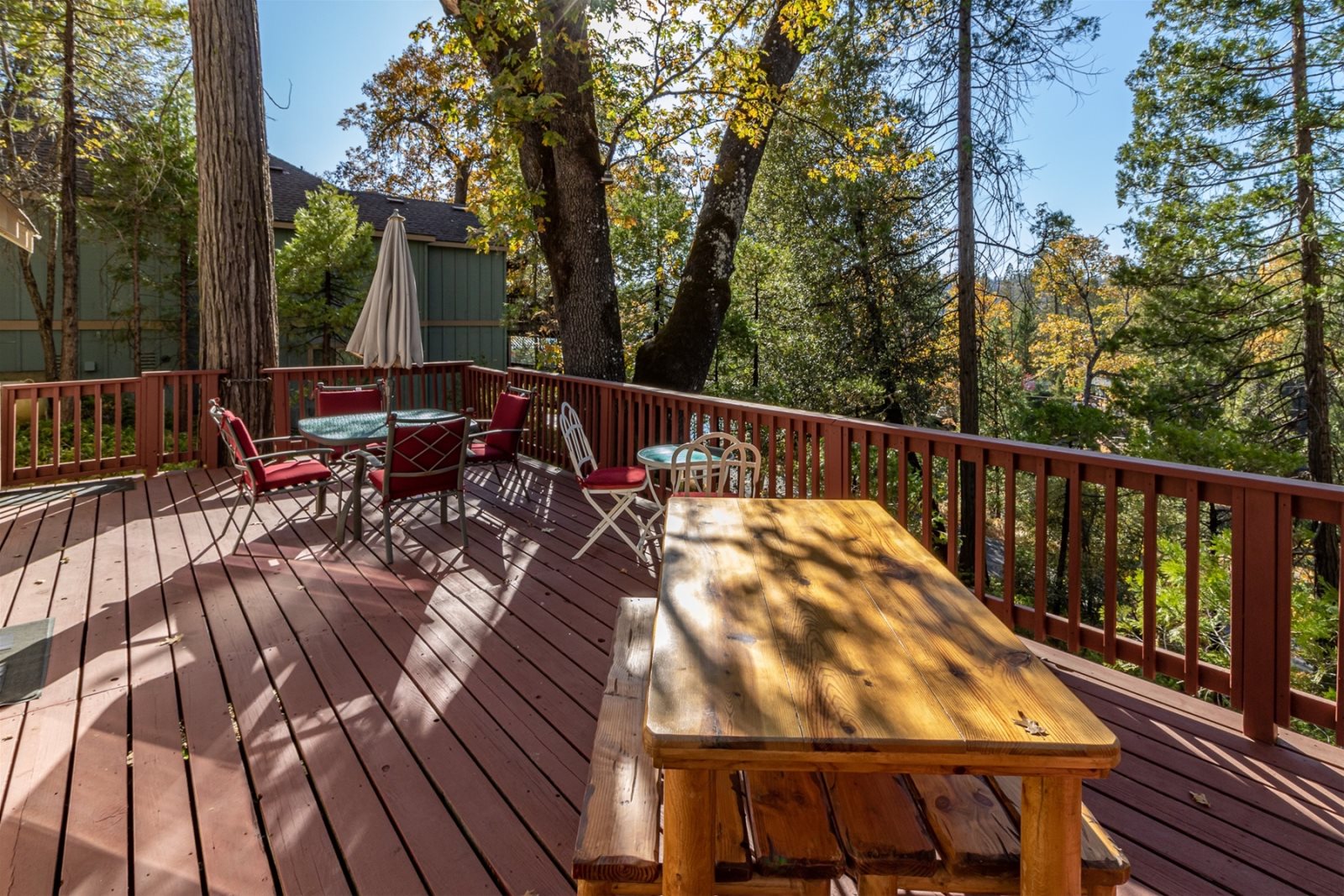 Sierra Vacation Home Rentals The Cottage at Bass Lake