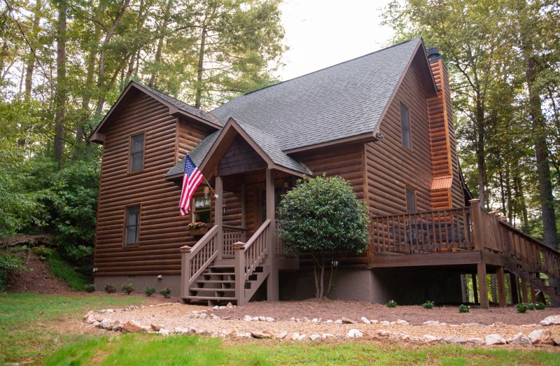 Rushing River Lodge Is Well Appointed Beautiful And The Perfect