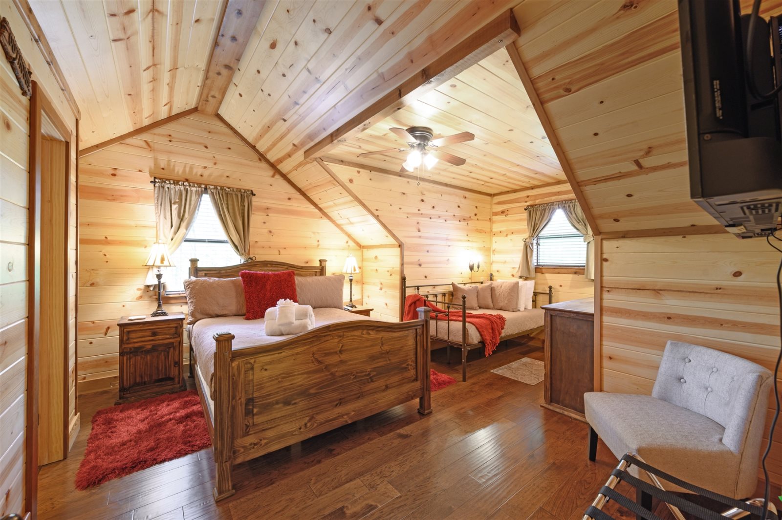 Kickapoo Pines in Broken Bow, Ok Beavers Bend Luxury Cabin Rentals