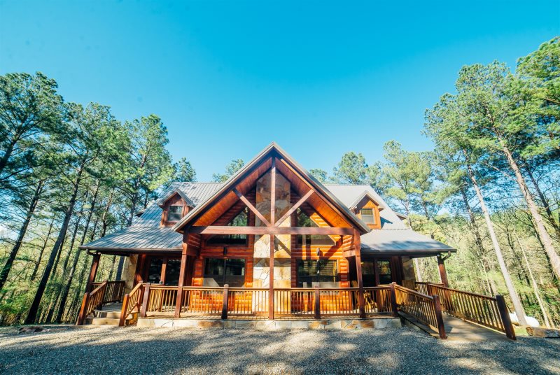 Godfathers Retreat Beavers Bend Luxury Cabin Rentals Broken
