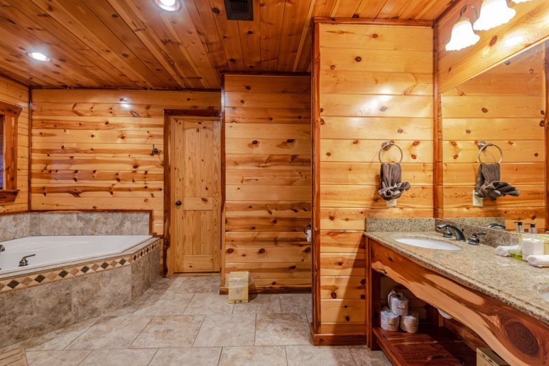 The Lakeview Cabin | Beavers Bend Luxury Cabin Rentals ...