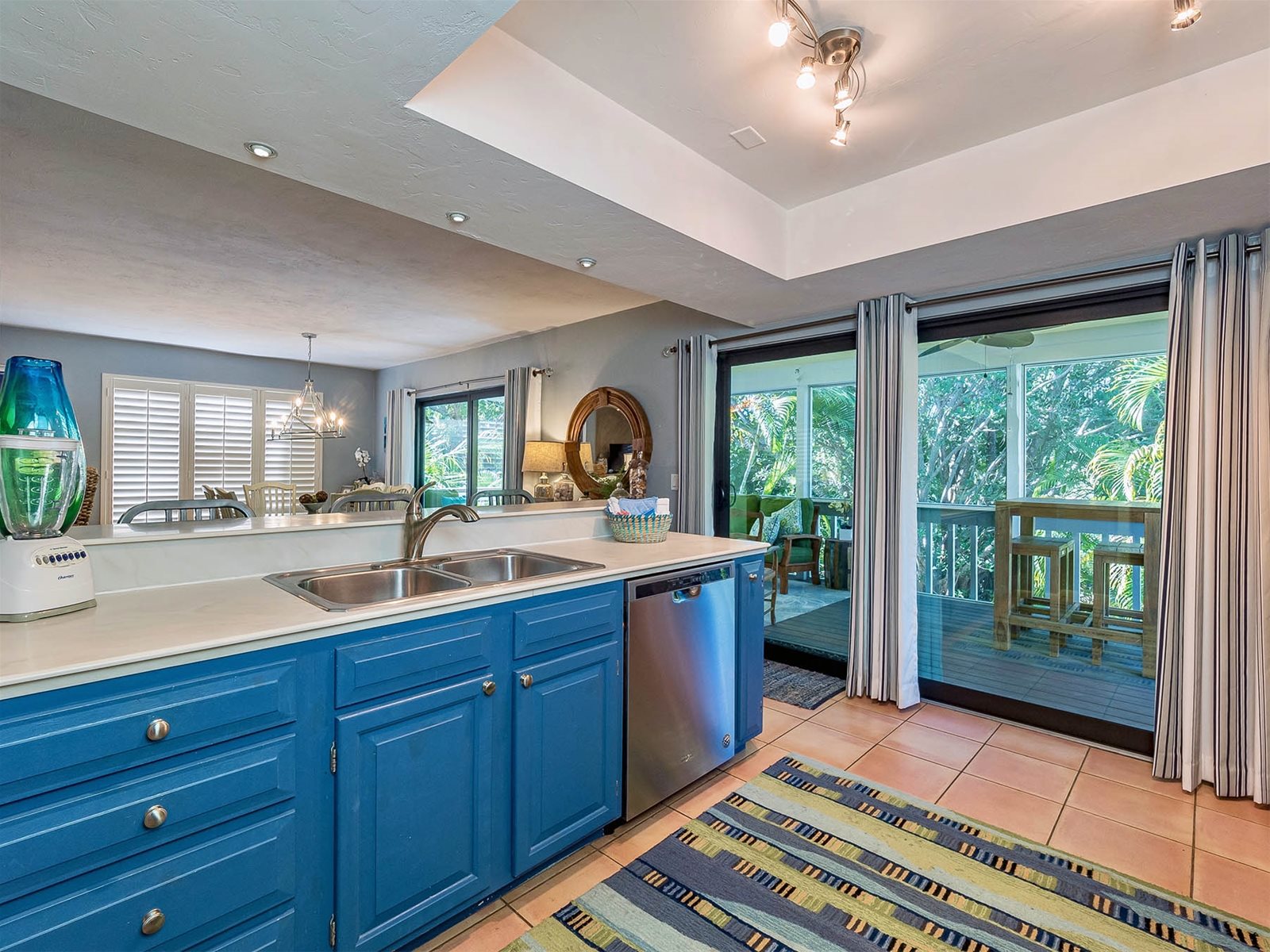 Dream Vacation Rentals Sunset Captiva 17. Easy walk to the Beach