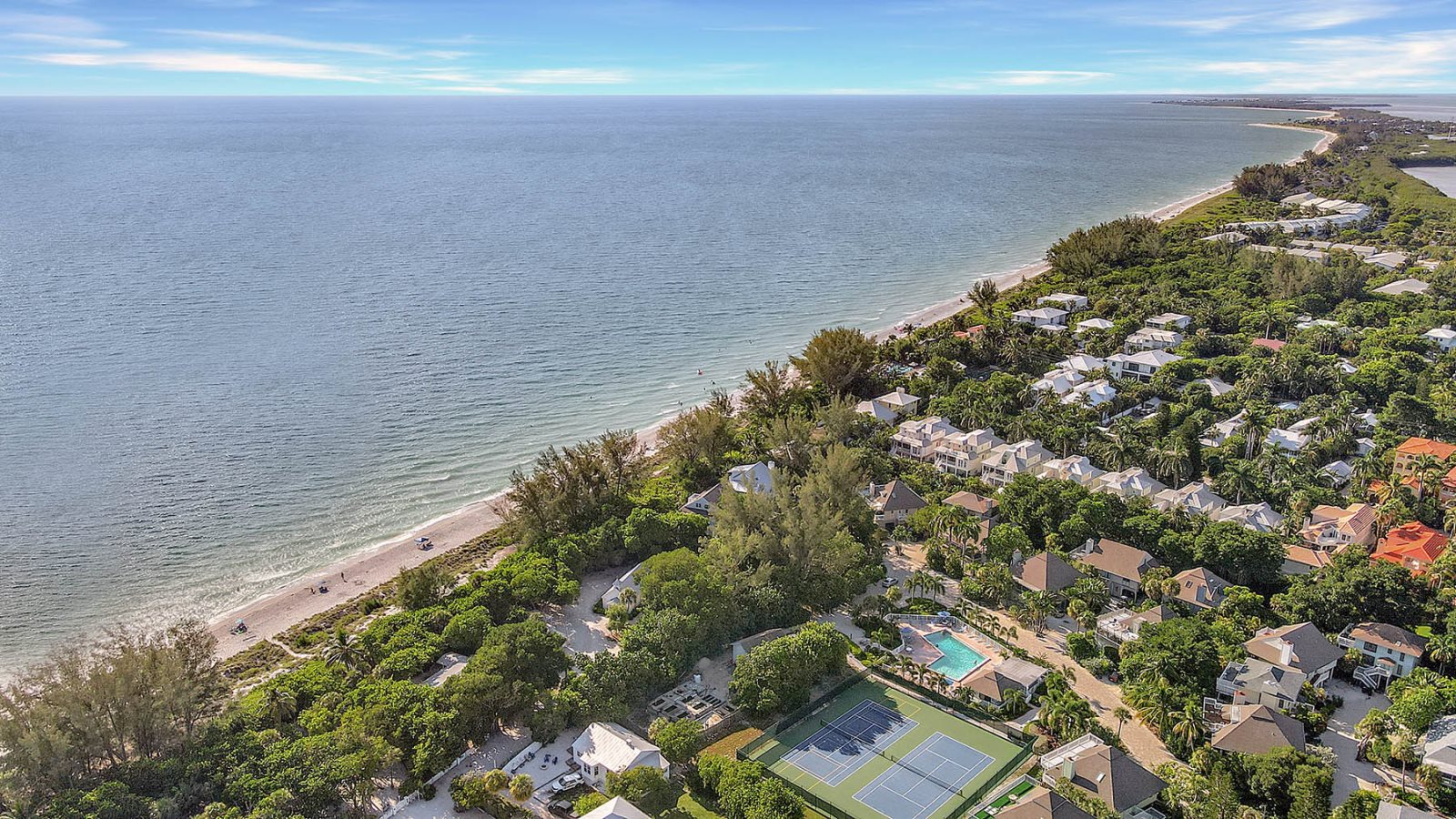 Sunset Captiva 10 Completely updated private home within Sunset