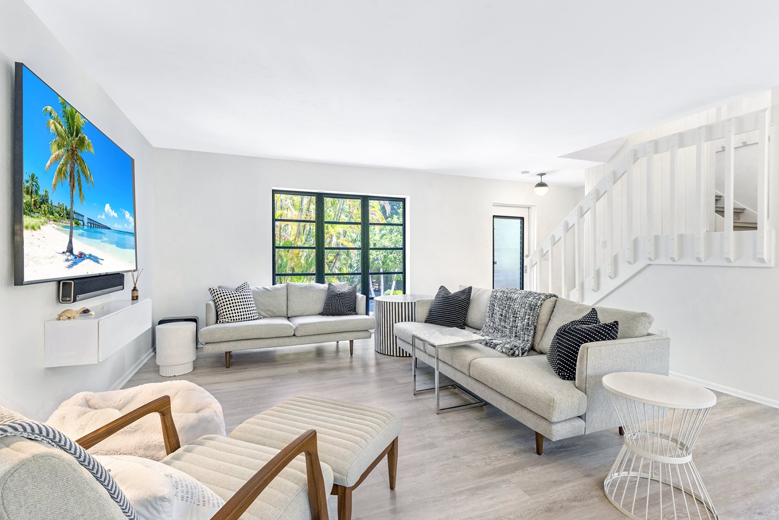 Sunset Captiva 10 Completely updated private home within Sunset