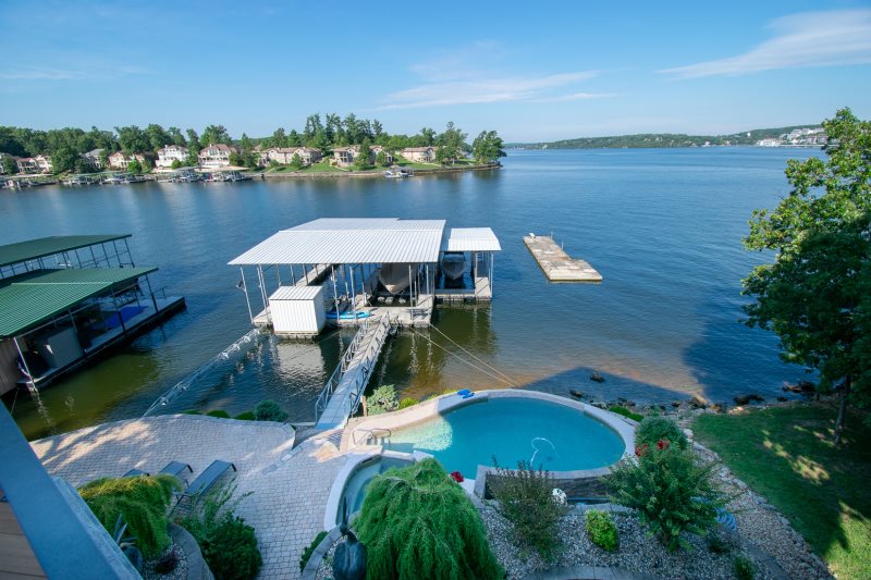 5 Br Home With Private Pool Lake Of The Ozarks Vacation Rentals