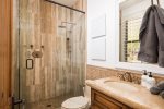 En-suite bathroom with walk in shower