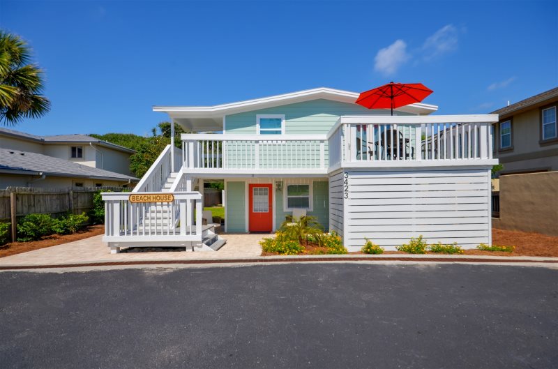 Partial Ocean View / Beach House / Amelia Island / Beach House