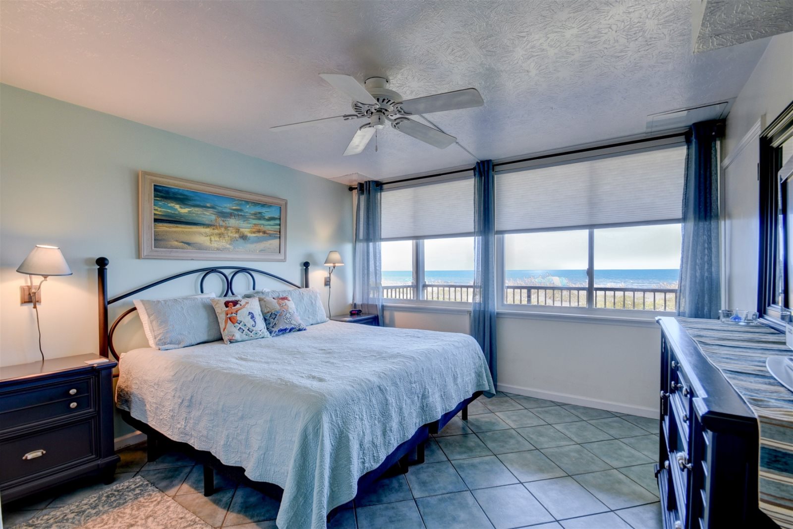 Oceanfront / Beach View / Vacation Rental / Beachfront / Pet Friendly