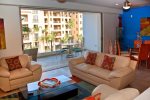 OMB 11C - Spacious ocean view Luxury condo for rent