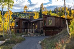 Byers Valley Escape - Luxury Custom Mountain Home with Private Hot Tub and  Pet Friendly