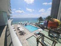  Beachfront Condo - LYFE Resort & Residences. 1005