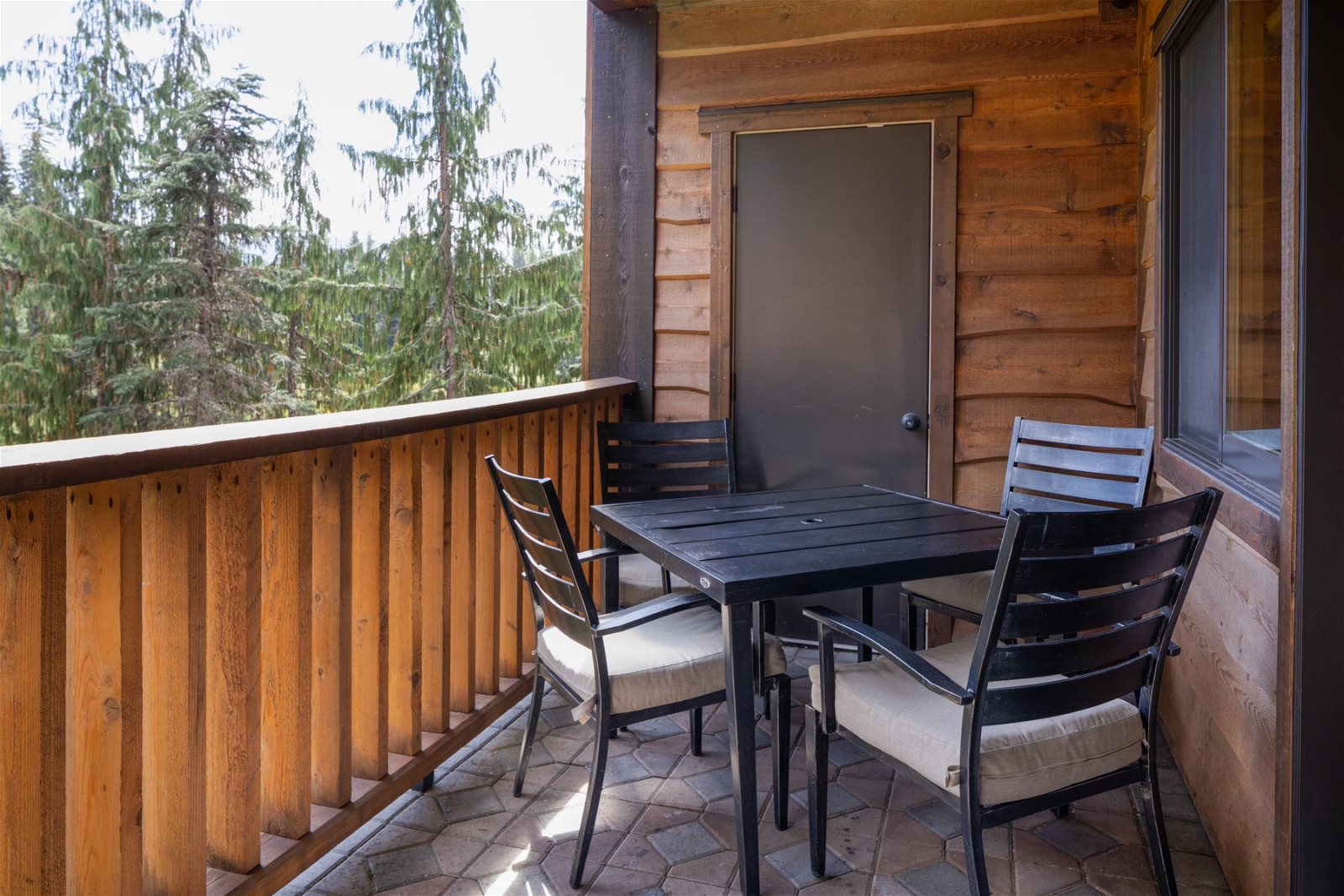 Collins Lake Resort Grand Lodge North 13