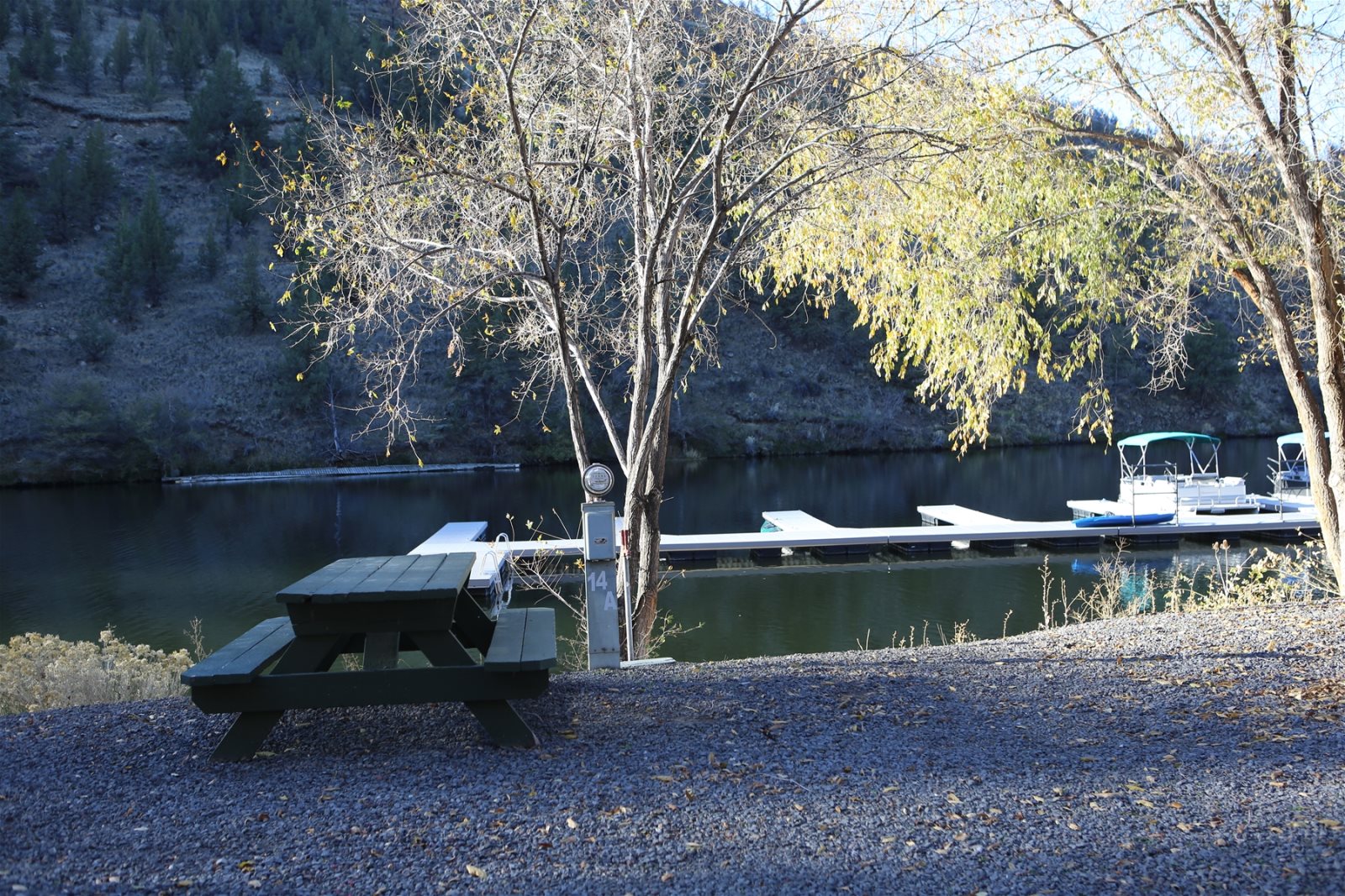 Lake Simtustus Resort Level E02 Site 40ft