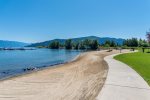 Five minute walk to city beach from Unit