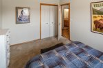 Bedroom 4 with Full-size bed