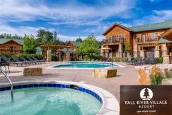 Poolside unit. 5-minute stroll to downtown Estes Park. 