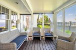 Screened in porch