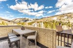 NEWLY REMODELED 3BD ROOFTOP RESIDENCE IN LIONSHEAD VAIL WITH A/C
