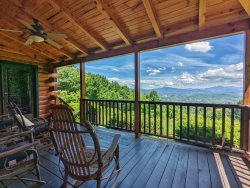 The Mountain House - Waynesville - Cool nights - Views-Private-Hot Tub-Game Rm-FP -Private yet convenient! 