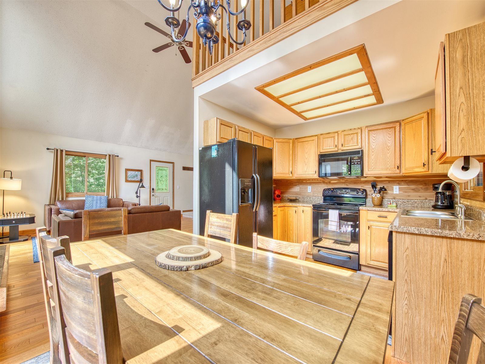 Sunburst Realty Rentals Waynesville Valley and Lake Junaluska