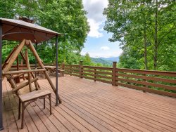  Stare-Way to Heaven - Private, easy access, 12 miles to Cataloochee Valley GSMNP,  Christmas Tree Farm 7 miles