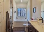 Bathroom -Walk in Shower-with seat