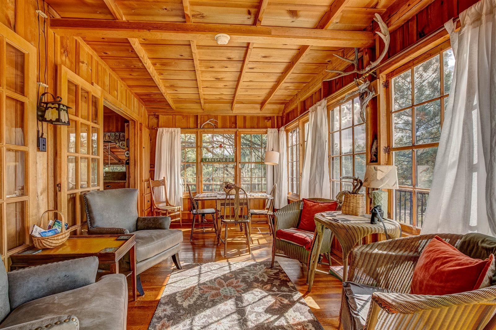 Estes Park Property Management Larkspur Retreat