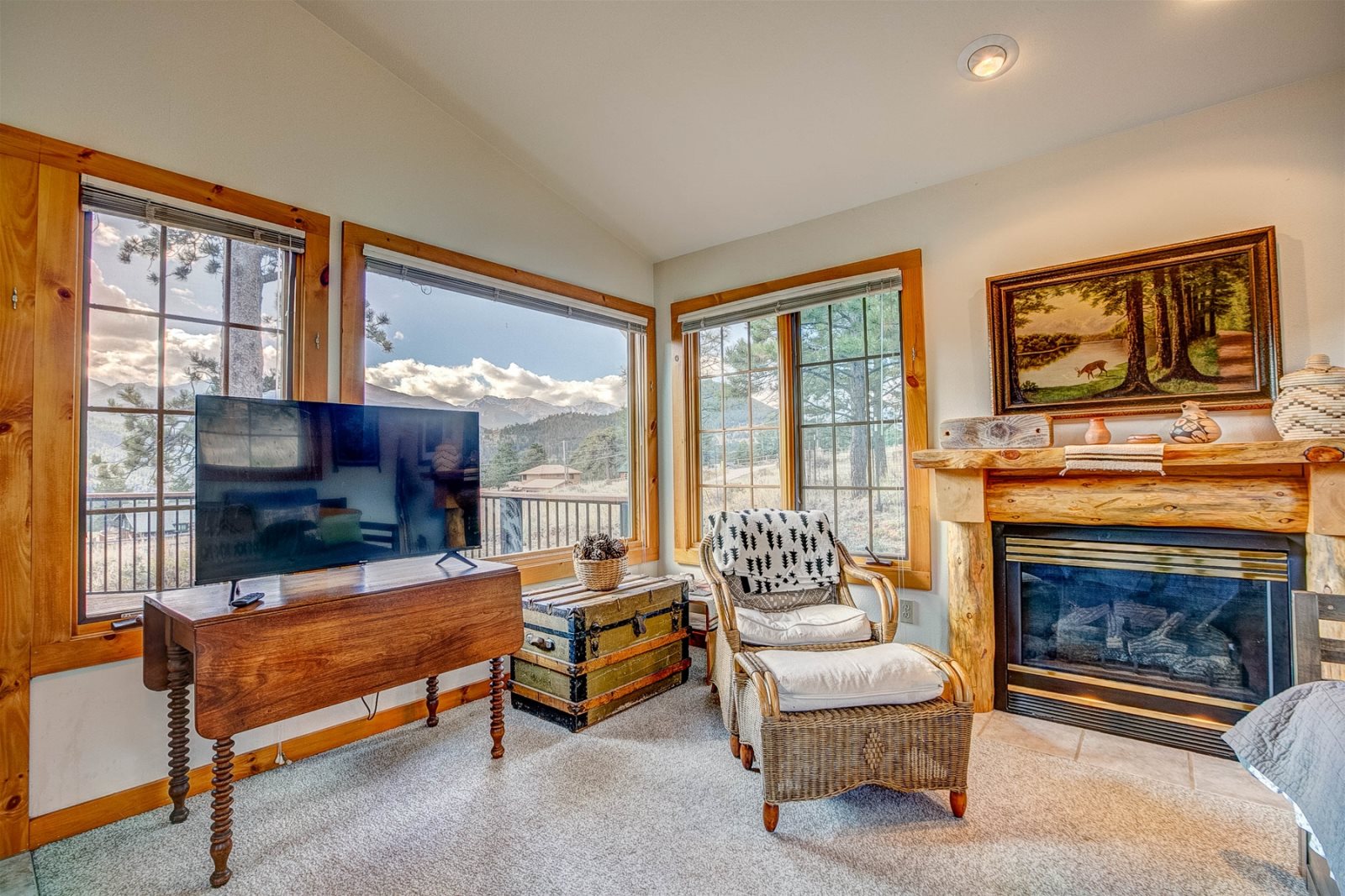 Estes Park Property Management Larkspur Retreat