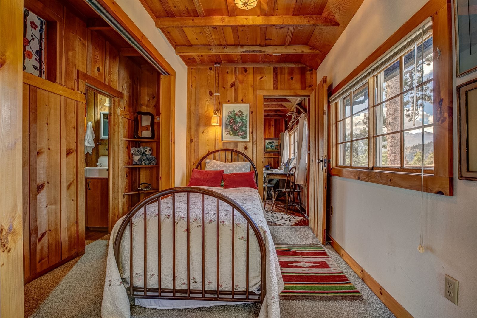 Estes Park Property Management Larkspur Retreat