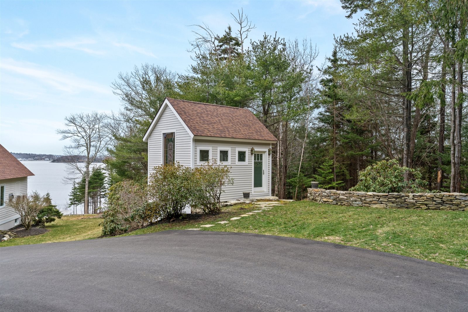 77 Linekin Road Home for Rent in Boothbay Harbor Maine