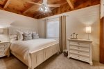 Master Bedroom - Sleeps 2 - LUX Bedding - XL Closet - Ceiling Fan