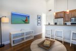 Open floor plan living and kitchen rea